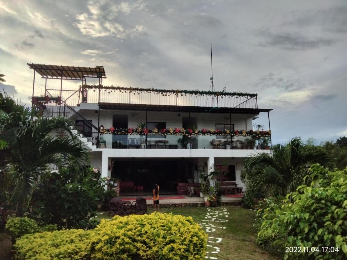 Casa De Robles Tanay Rizal Hotell Eksteriør bilde