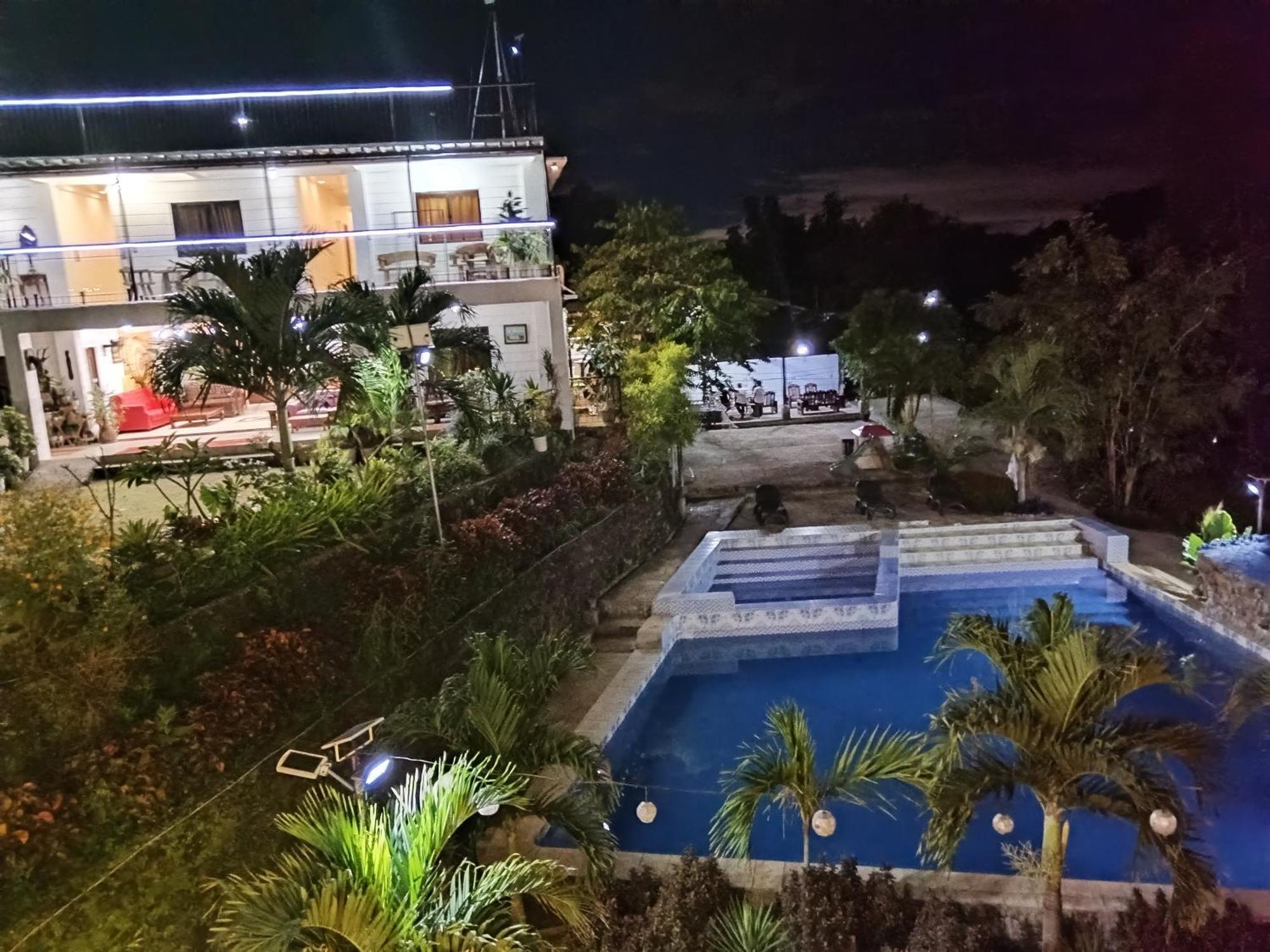 Casa De Robles Tanay Rizal Hotell Eksteriør bilde