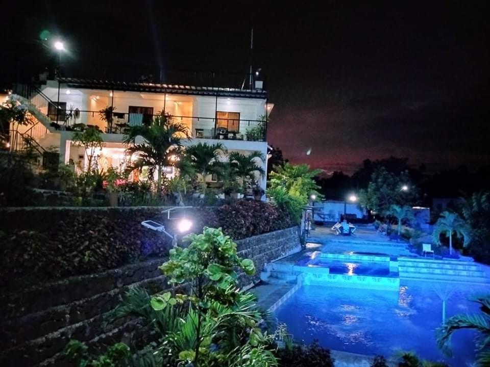 Casa De Robles Tanay Rizal Hotell Eksteriør bilde